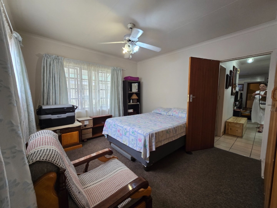 3 Bedroom Property for Sale in Miederpark North West